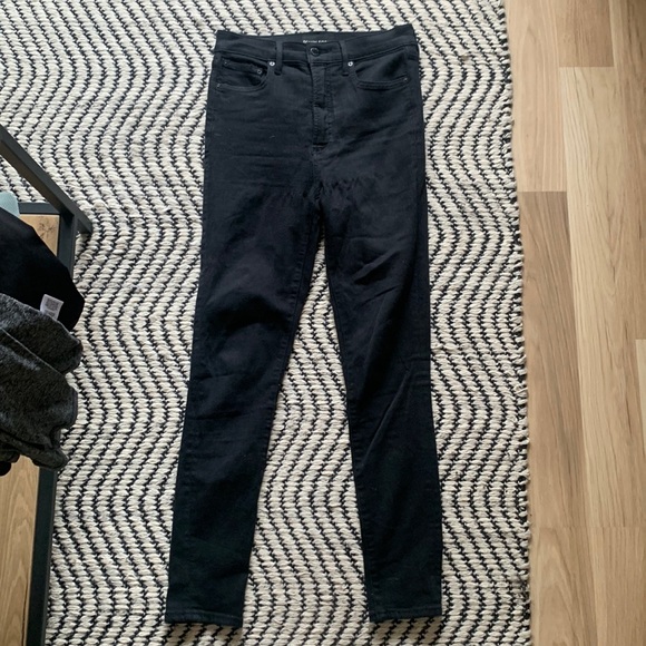 Lola High Rise Skinny Jeans | Aritzia | Black Jeans - Picture 4 of 6